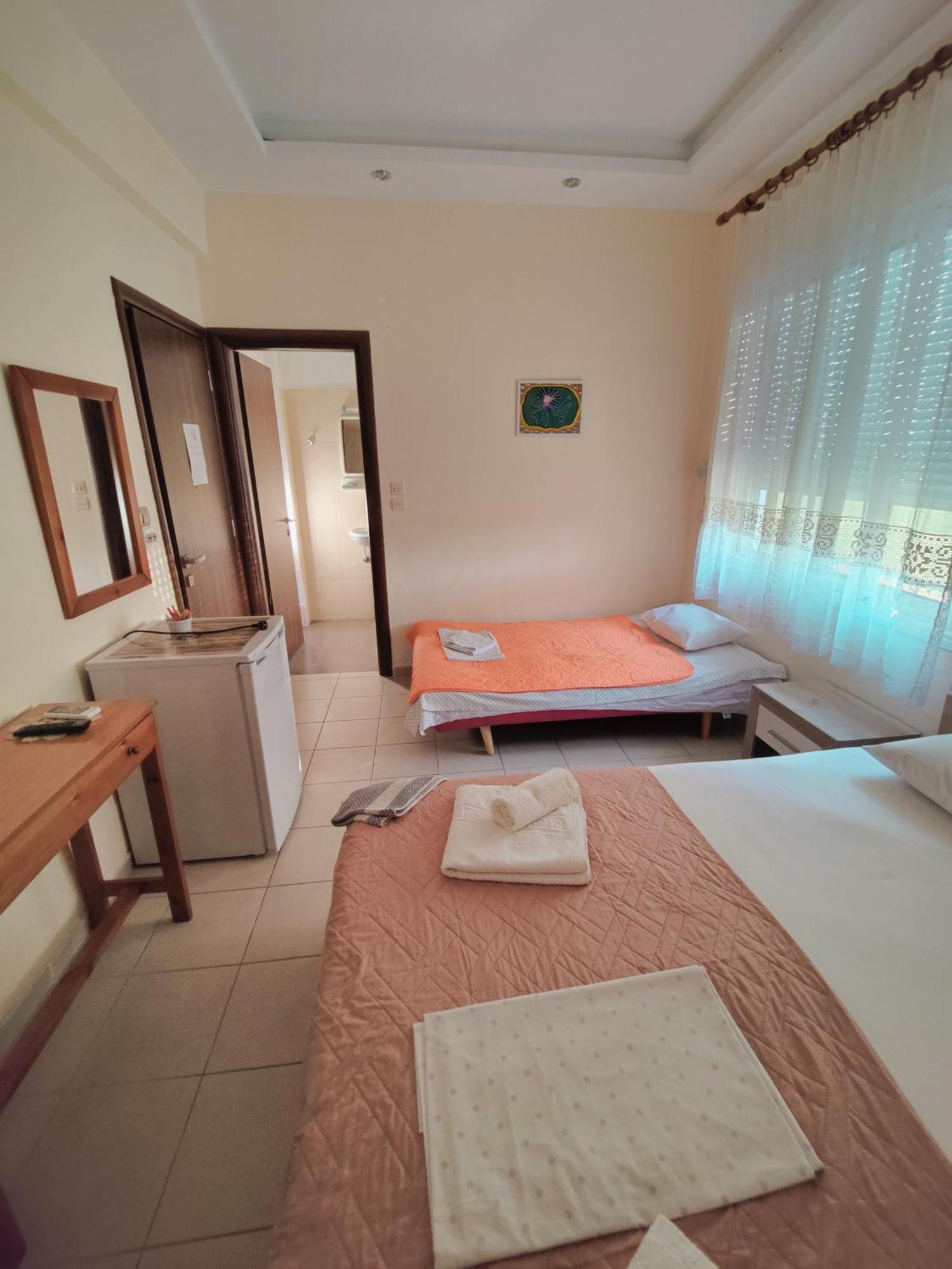 Prinos Mare Hotel Bagian luar foto