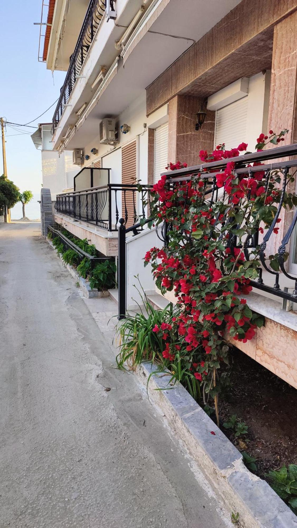 Prinos Mare Hotel Bagian luar foto